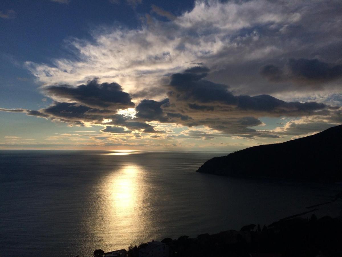 Appartamento Moneglia Rebecca Holidays Exterior photo
